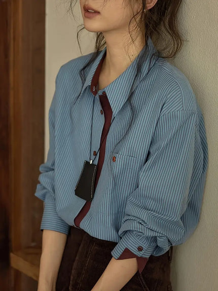 Gestreiftes Damenhemd mit Langen Ärmeln