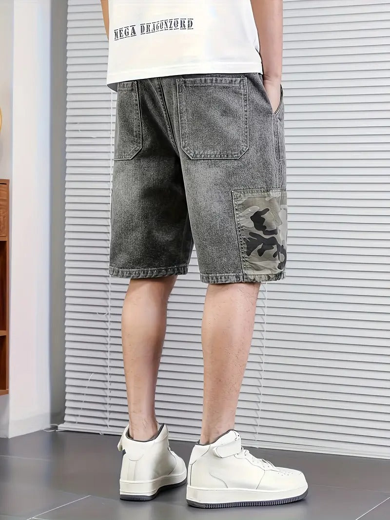 Herren Kurze Hose mit Camo-Einzelheiten
